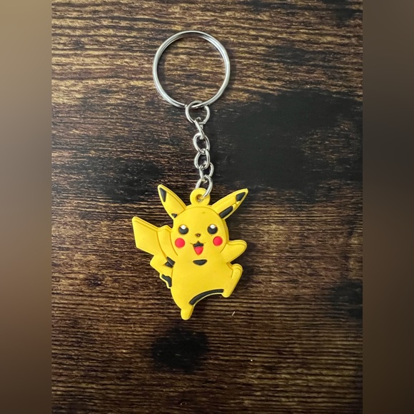 Pokémon Pikachu Key Chain - Picture 2 of 3